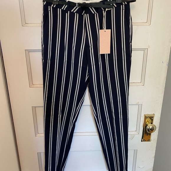 New Dressy pants - Picture 2 of 5